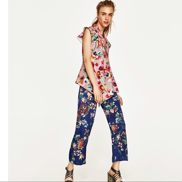 🌸 NWT Zara Printed Top L - Picture 2 of 12